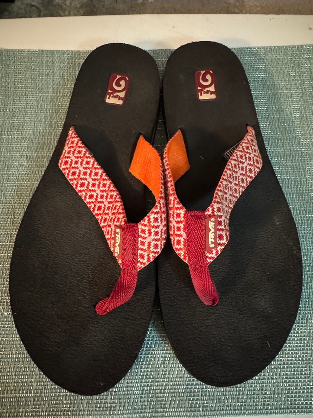 ✨Teva Women’s Mush II Flip-Flops✨ Size 10